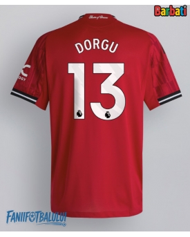 Manchester United Patrick Dorgu #13 Tricou Fotbal Replică 2025-26 Barbati Acasa